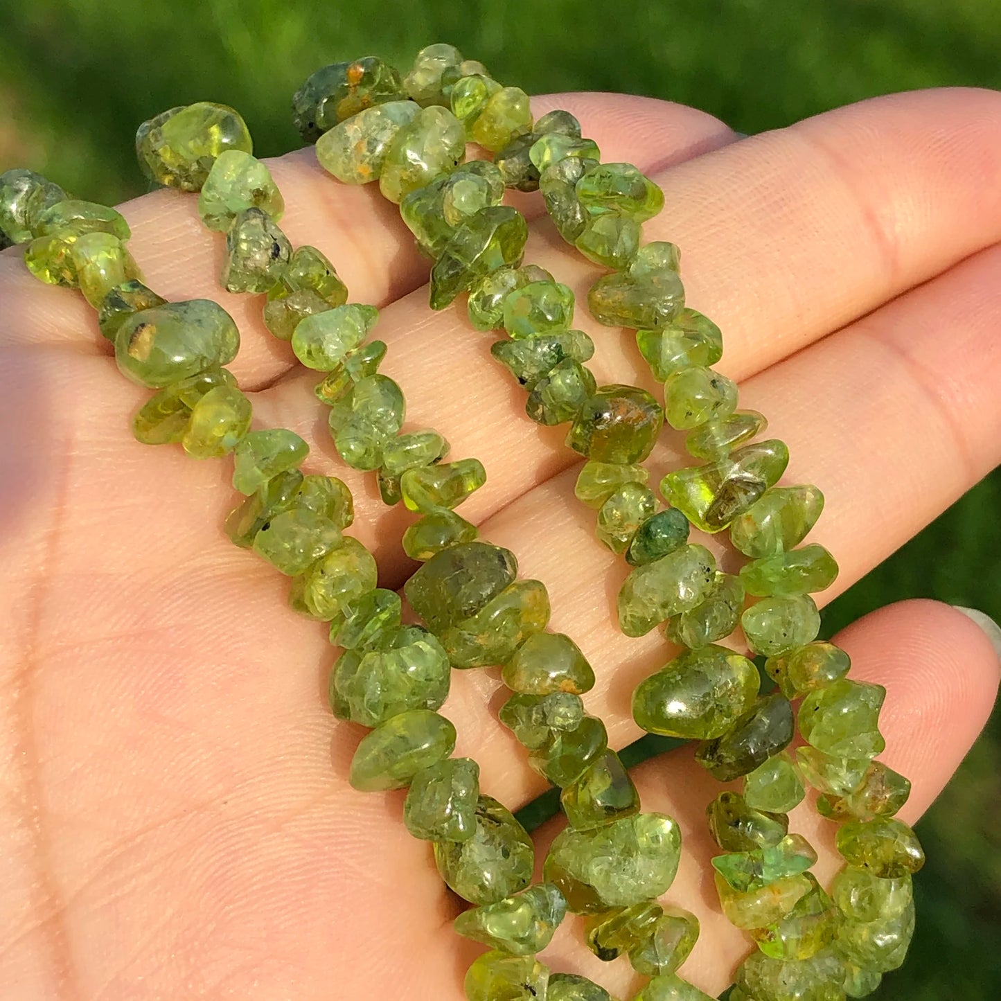 Natural Irregular Freeform Green Peridot Crystal Chip Beads 32", 5-8mm