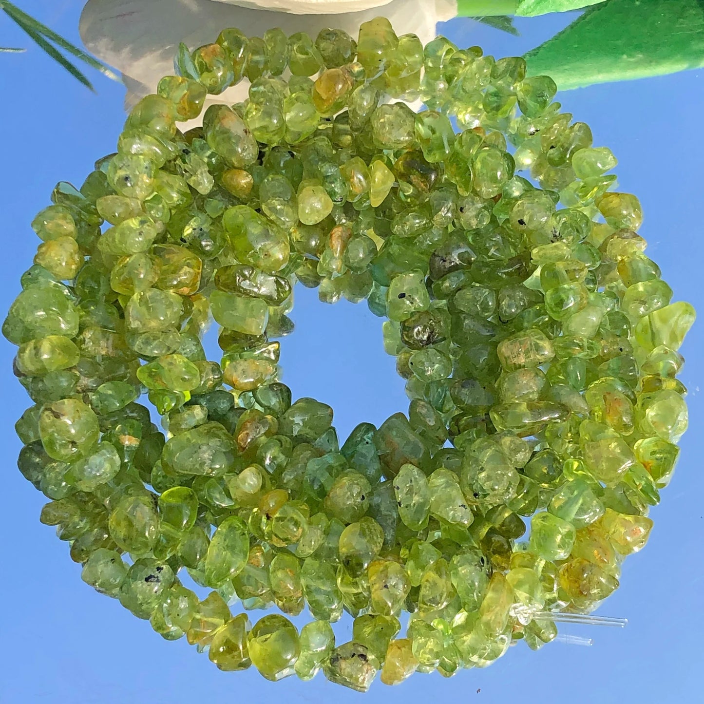 Natural Irregular Freeform Green Peridot Crystal Chip Beads 32", 5-8mm