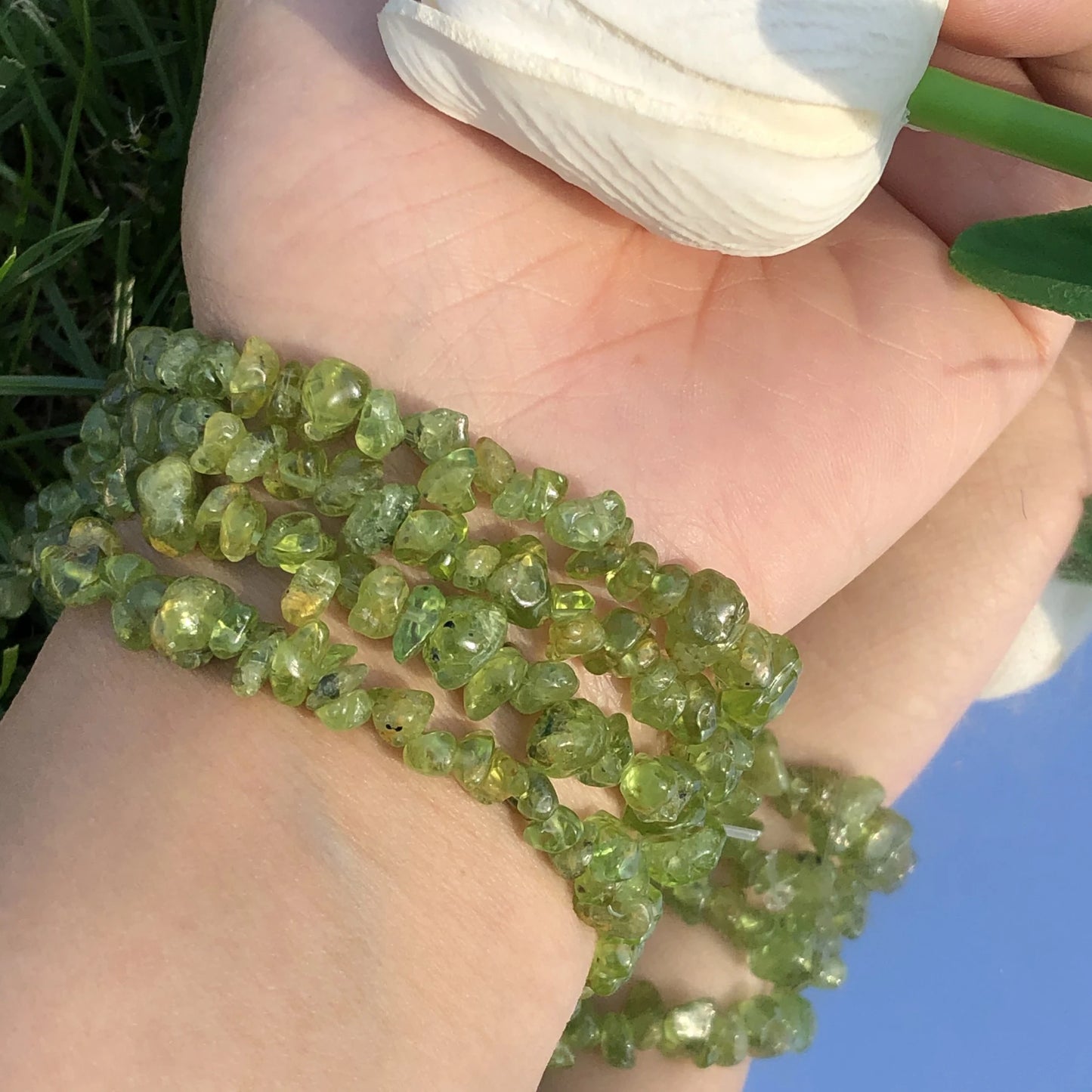 Natural Irregular Freeform Green Peridot Crystal Chip Beads 32", 5-8mm