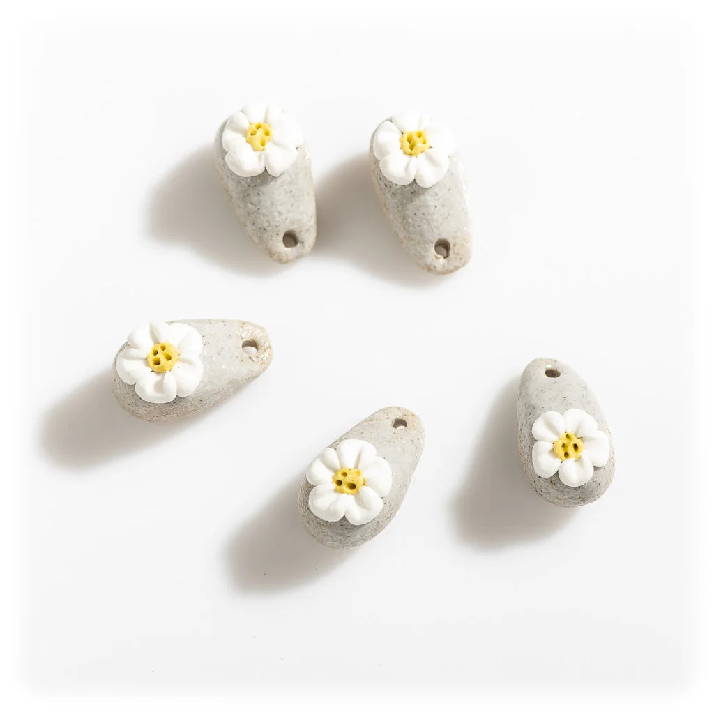 Handmade Vintage Flower Ceramic Beads, 17mm, 5pcs