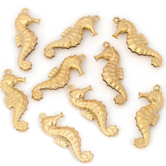 Seahorse Pendants, Stainless Steel , Gold or Silver 5pcs